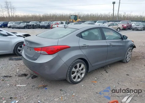 2011 Hyundai Elantra Limited (Ulsan Plant) z USA, uszkodzony, nr VIN KMHDH4AE1BU114933